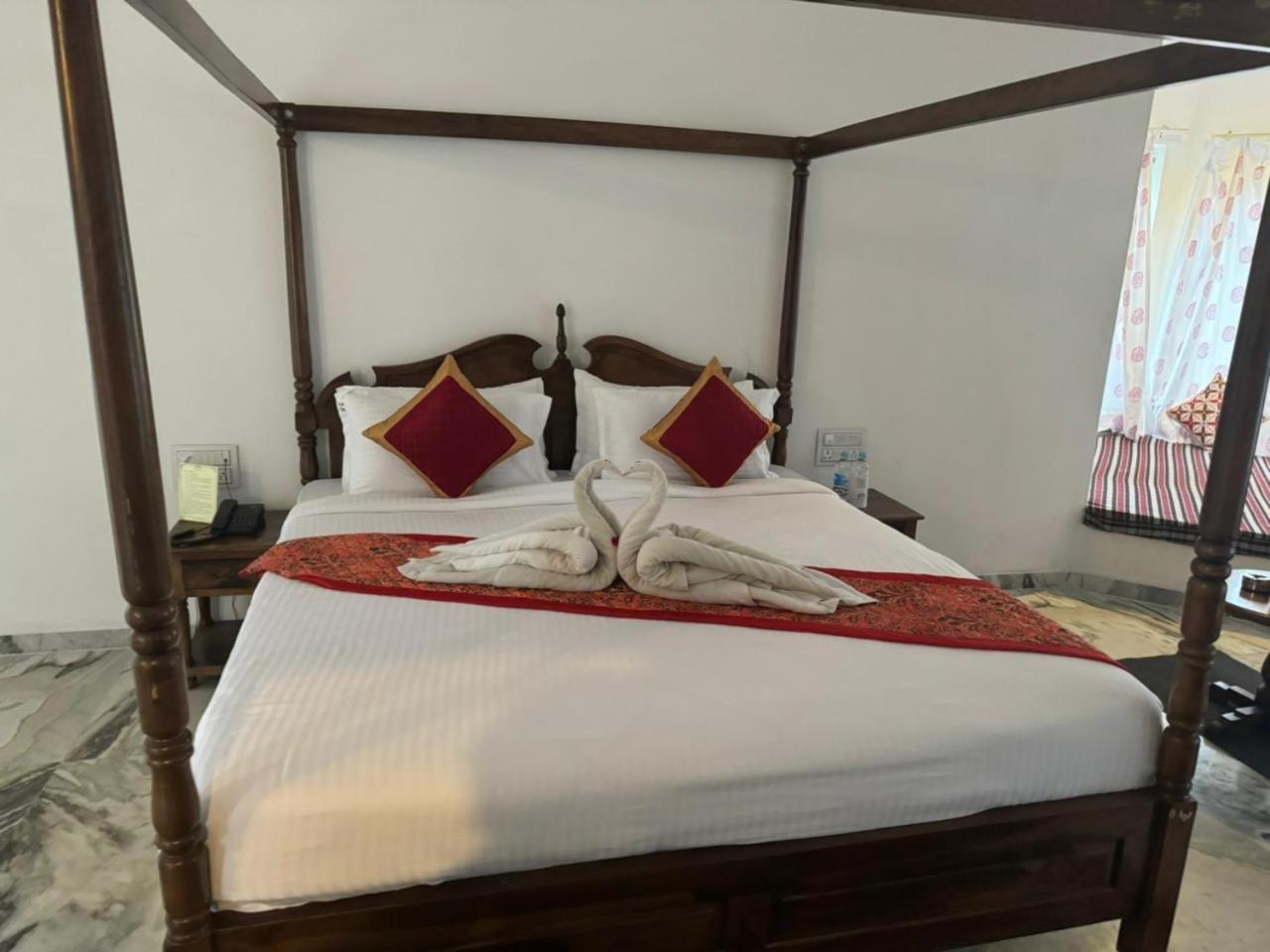 Jag Aravali Resort Udaipur By Naina Staycation - Best For Corporate Events - Family Parties - Mice Exteriör bild