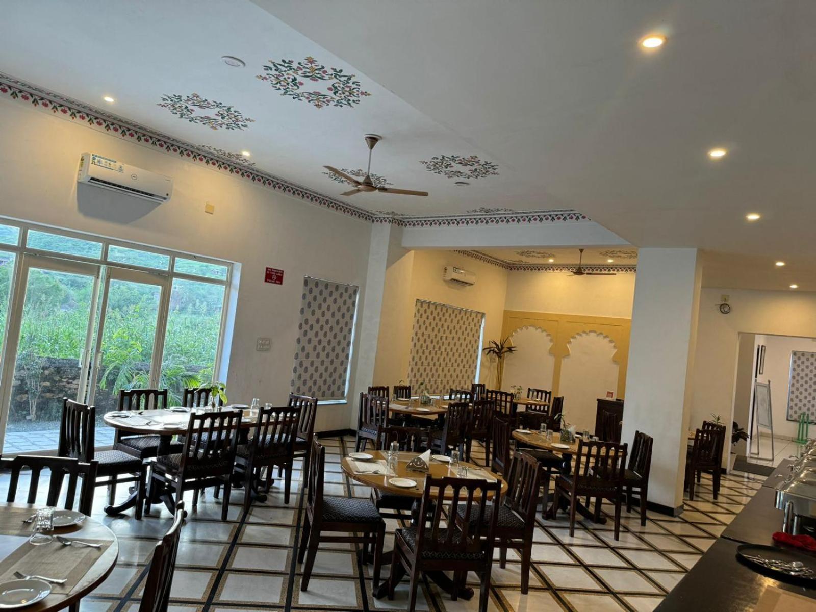 Jag Aravali Resort Udaipur By Naina Staycation - Best For Corporate Events - Family Parties - Mice Exteriör bild