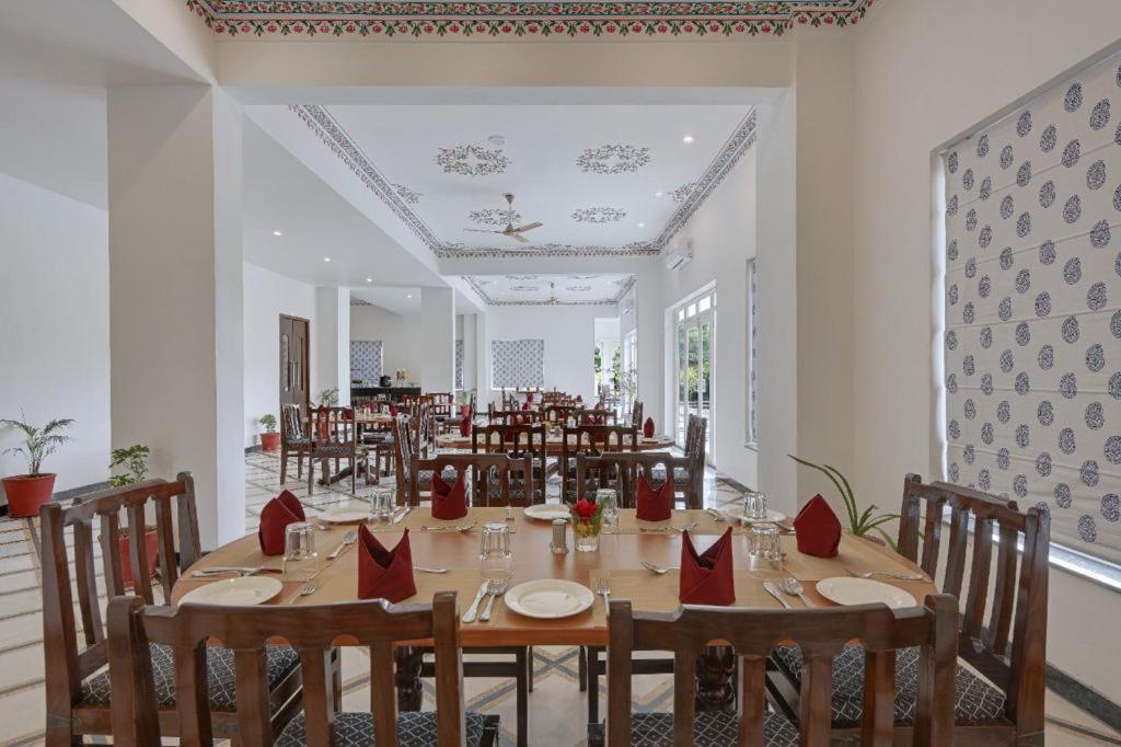 Jag Aravali Resort Udaipur By Naina Staycation - Best For Corporate Events - Family Parties - Mice Exteriör bild