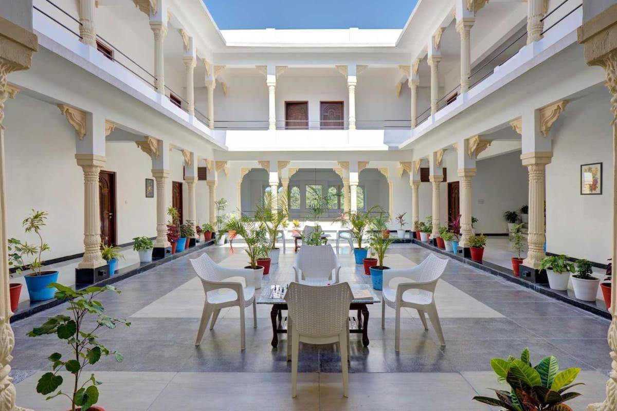 Jag Aravali Resort Udaipur By Naina Staycation - Best For Corporate Events - Family Parties - Mice Exteriör bild