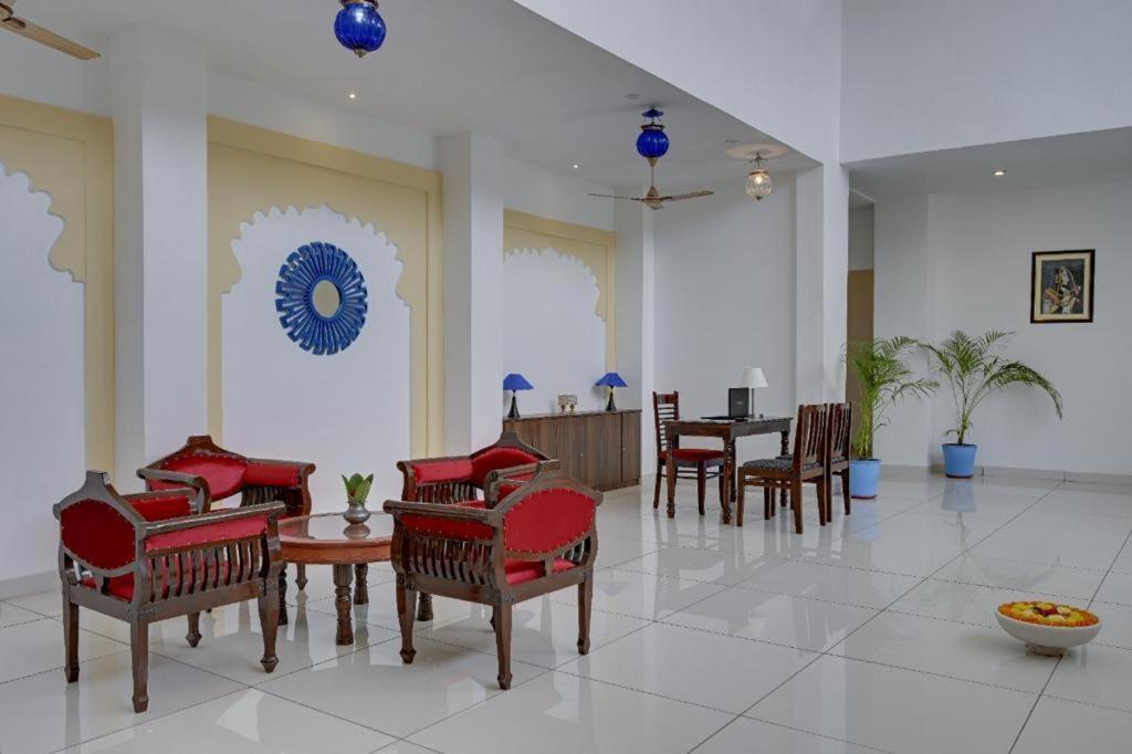 Jag Aravali Resort Udaipur By Naina Staycation - Best For Corporate Events - Family Parties - Mice Exteriör bild
