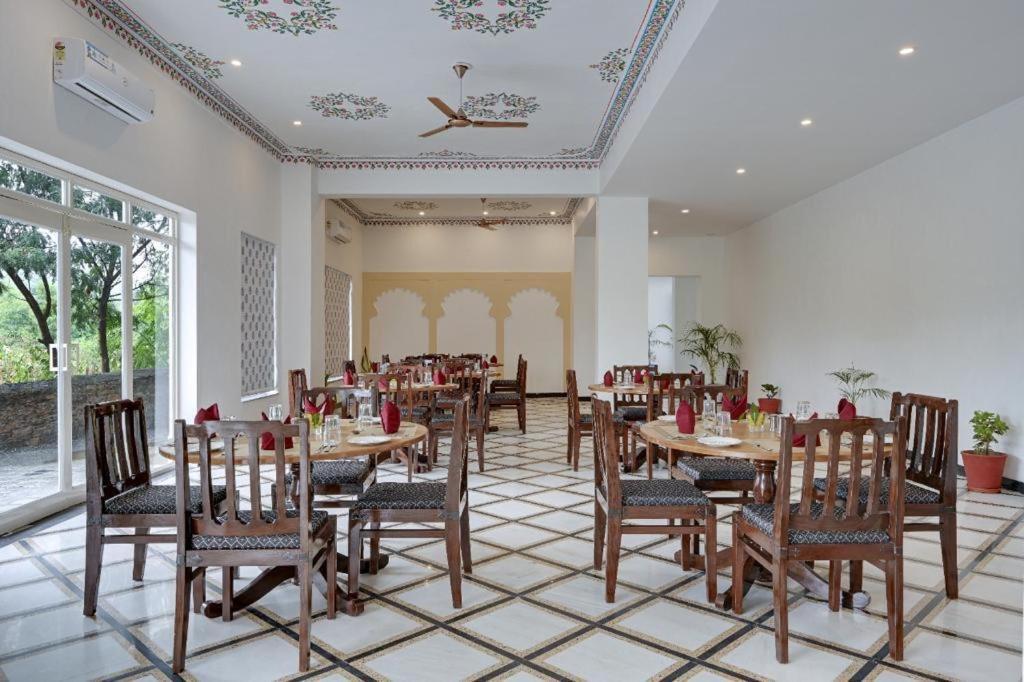 Jag Aravali Resort Udaipur By Naina Staycation - Best For Corporate Events - Family Parties - Mice Exteriör bild