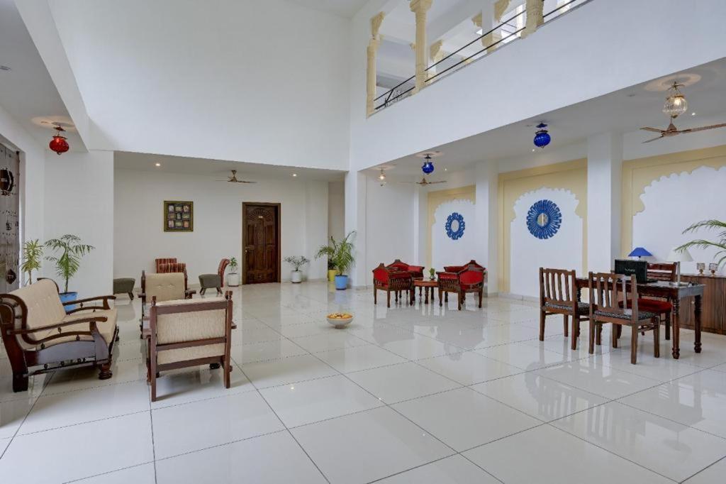 Jag Aravali Resort Udaipur By Naina Staycation - Best For Corporate Events - Family Parties - Mice Exteriör bild