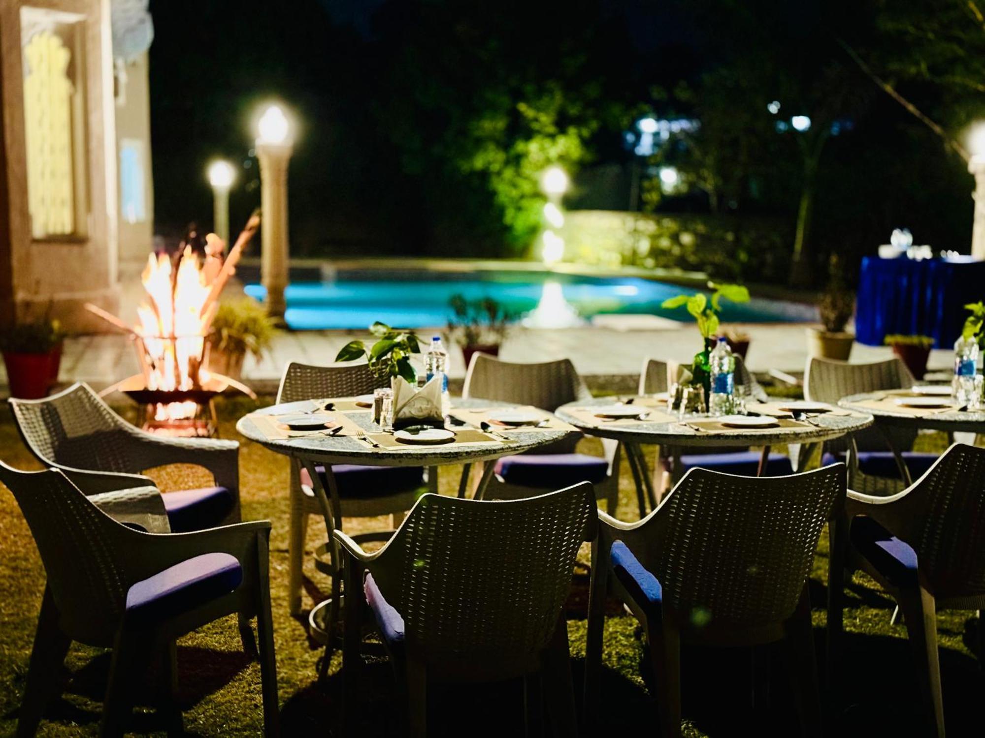 Jag Aravali Resort Udaipur By Naina Staycation - Best For Corporate Events - Family Parties - Mice Exteriör bild